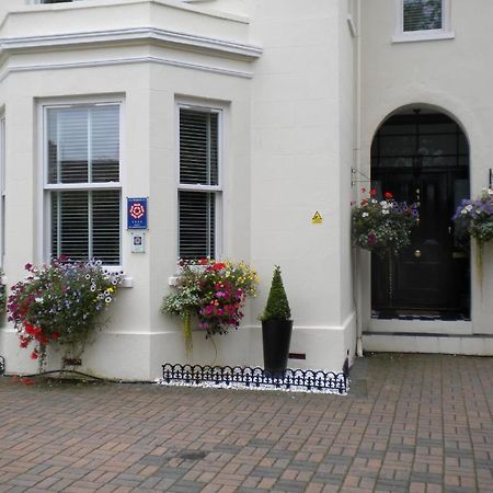 Burlington House Hotel Челтнъм Екстериор снимка