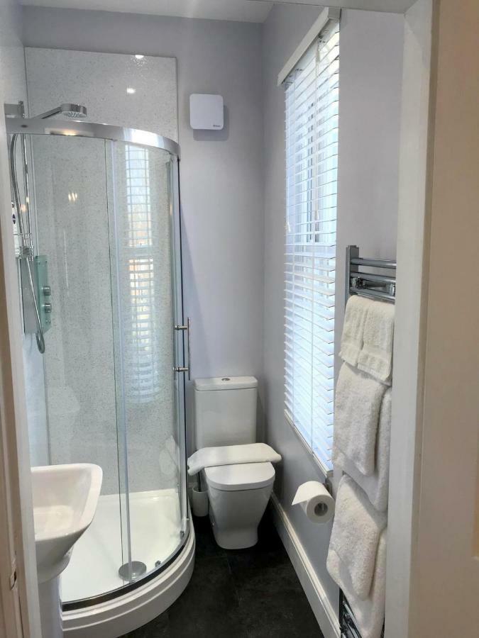 Burlington House Hotel Челтнъм Екстериор снимка